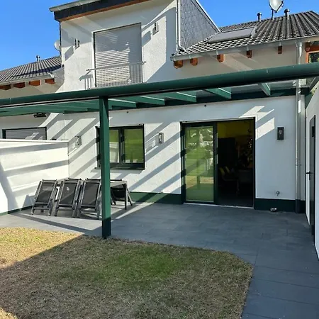 Prázdninový dům Traumferienhaus Am Nuerburgring Leimbach (Ahrweiler)